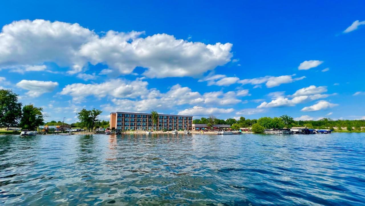 Holiday Inn Detroit Lakes By Ihg Eksteriør billede