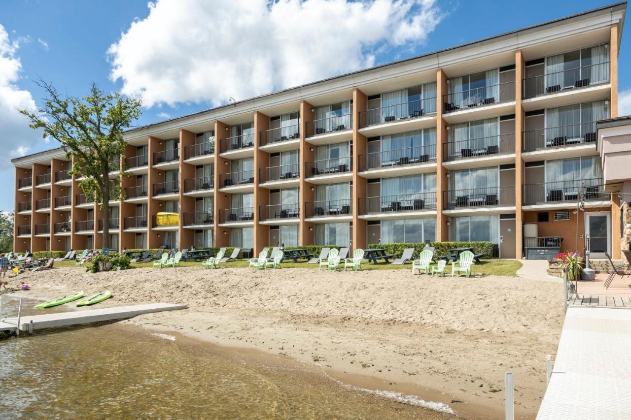Holiday Inn Detroit Lakes By Ihg Eksteriør billede